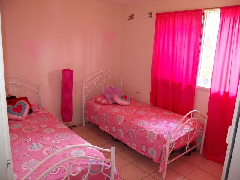 27 Alkira Ave, Cessnock NSW 2325