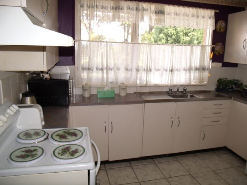 27 Alkira Ave, Cessnock NSW 2325