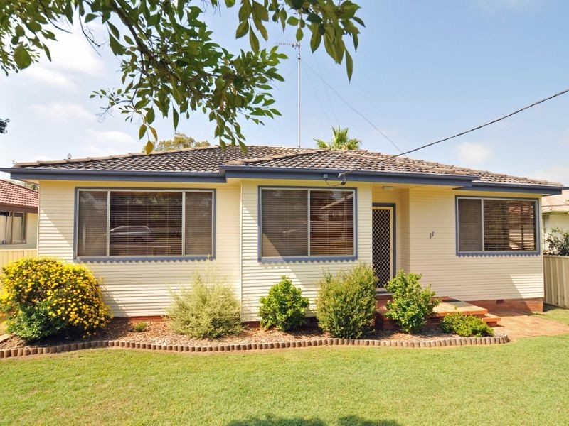 11 Lambert Street, Cessnock NSW 2325