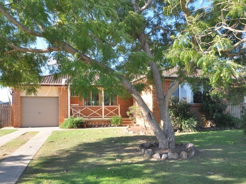 61 Leeann Crescent, Cessnock NSW 2325