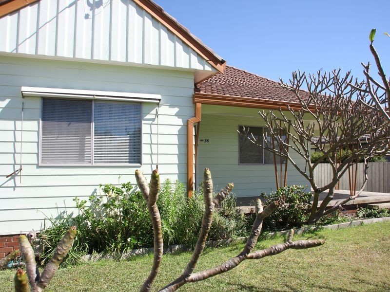 38 Ferguson Street, Cessnock NSW 2325