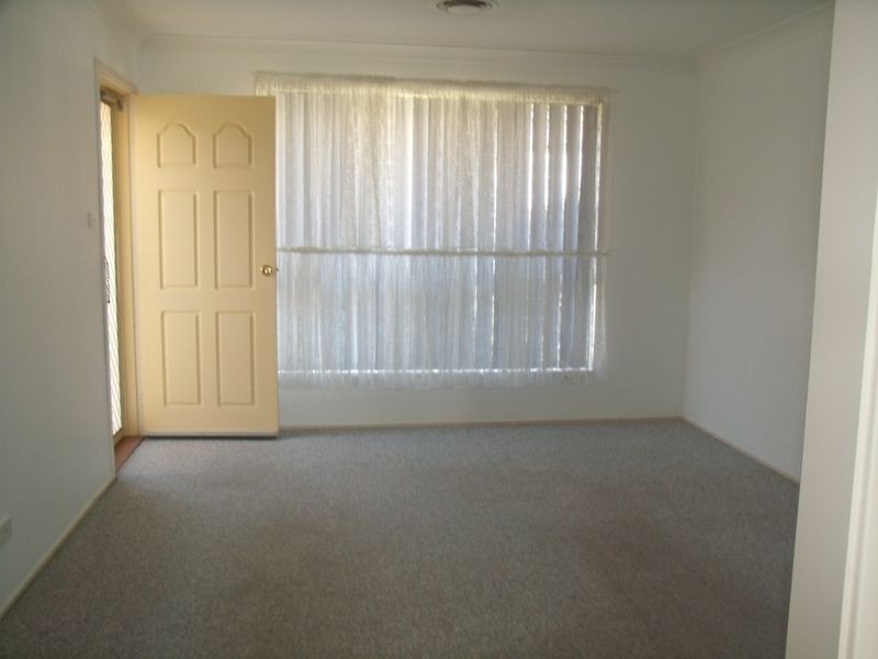 2/46b Anzac Ave, Cessnock NSW 2325