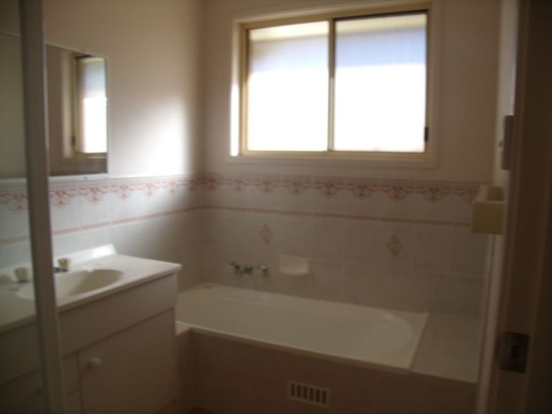 2/46b Anzac Ave, Cessnock NSW 2325