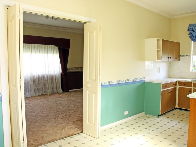 6 Miller St, Cessnock NSW 2325