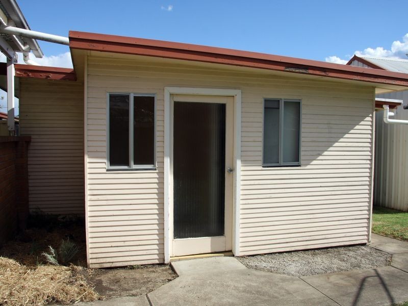 6 Miller St, Cessnock NSW 2325