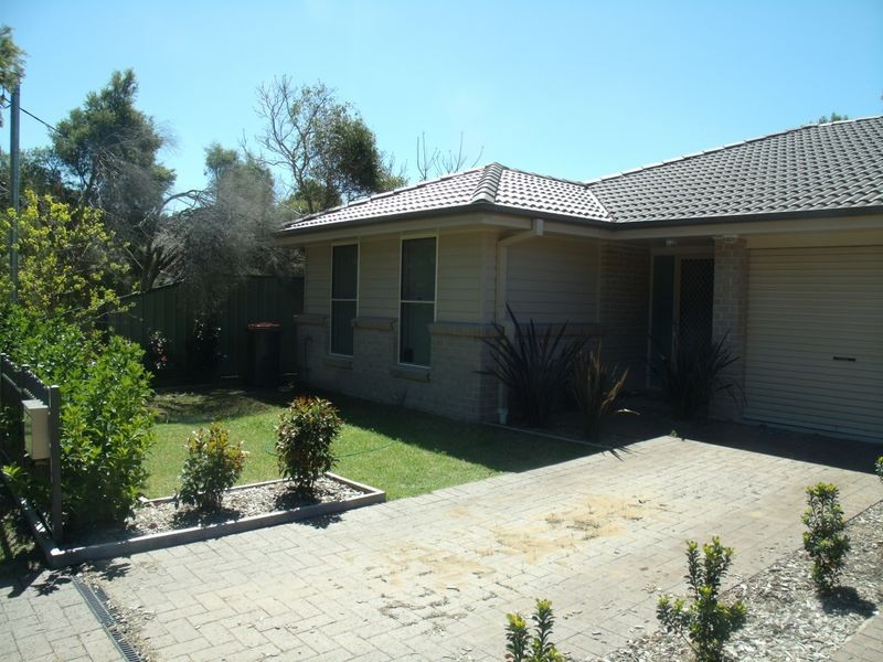1/2a Desmond Street, Cessnock NSW 2325
