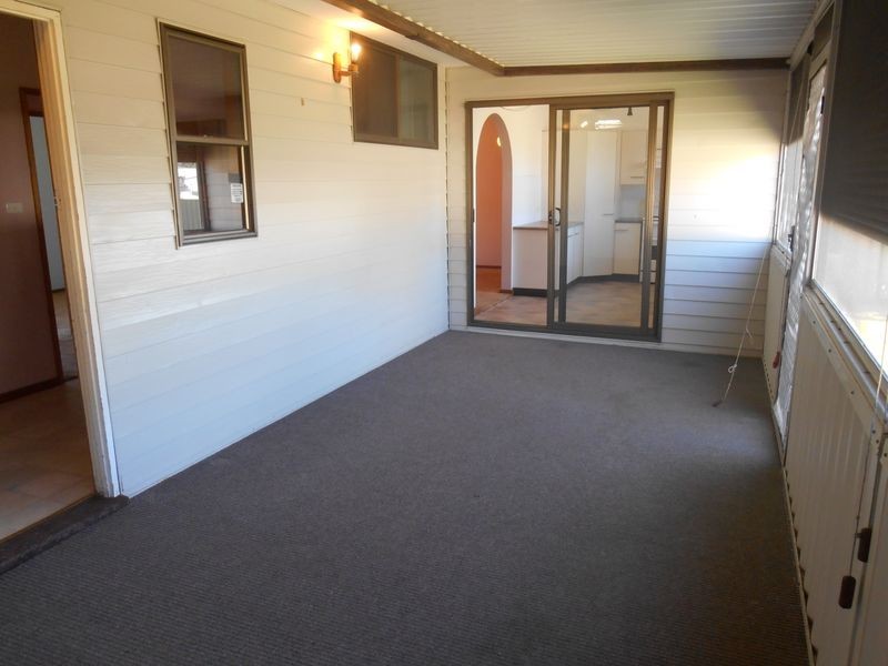 10 Subiaco Ave, Cessnock NSW 2325