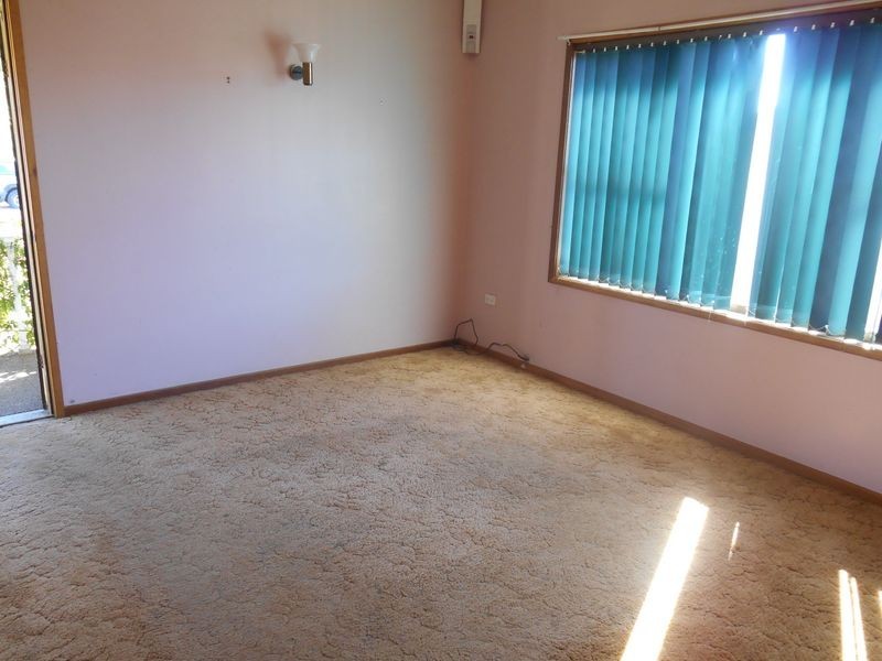 10 Subiaco Ave, Cessnock NSW 2325