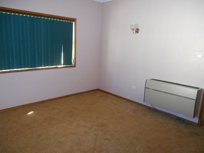 10 Subiaco Ave, Cessnock NSW 2325