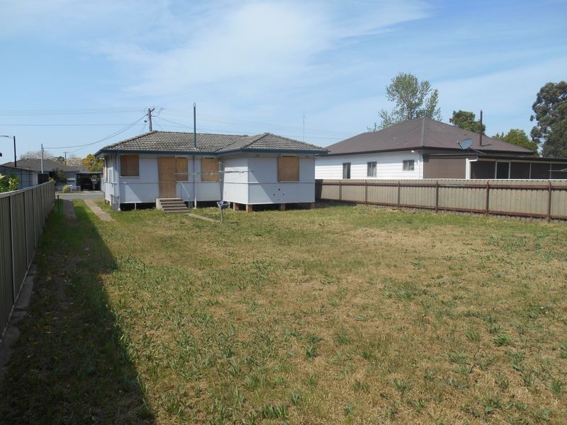 13 Lindsay Street, Cessnock NSW 2325