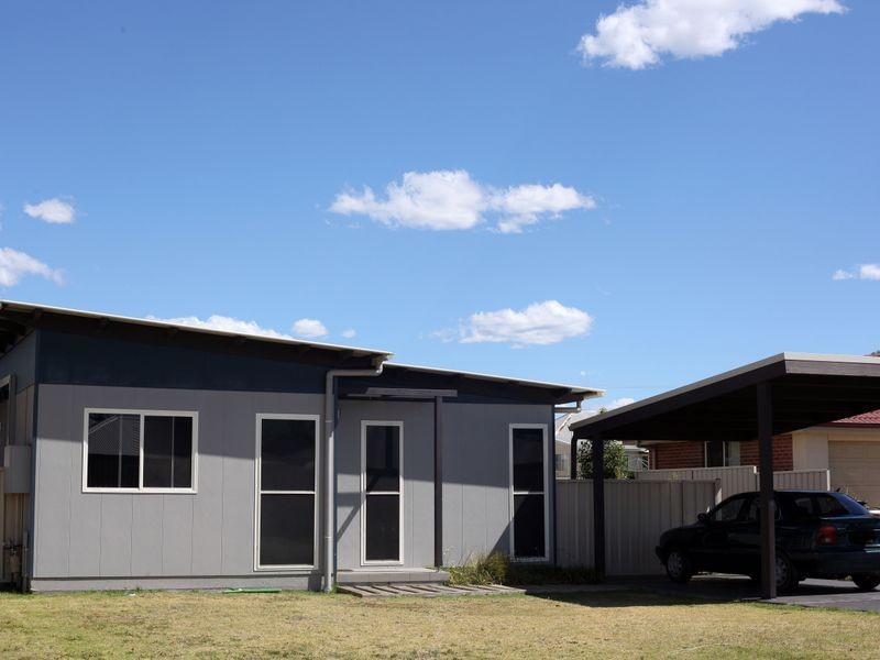 27 Alpine Ave, Cessnock NSW 2325