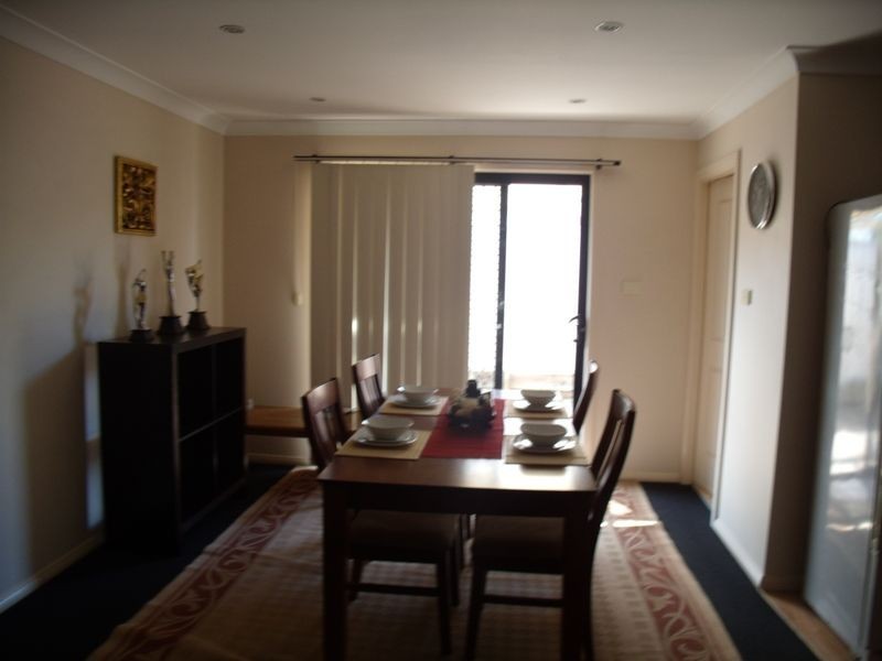 2/304 Maitland Road, Cessnock NSW 2325