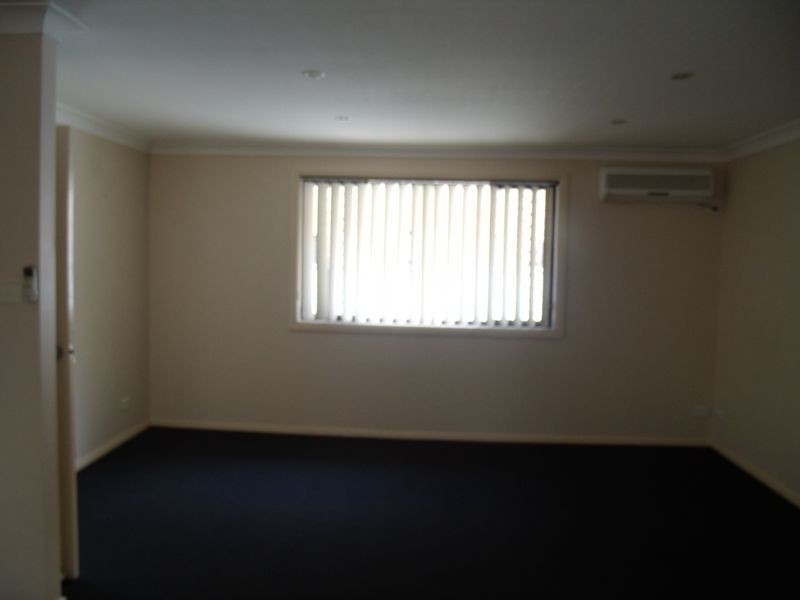 2/304 Maitland Road, Cessnock NSW 2325