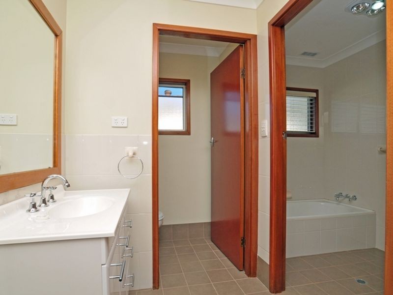 297 Wollombi Road, Bellbird NSW 2325