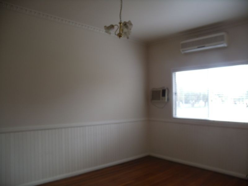 9 Condon Ave, Cessnock NSW 2325