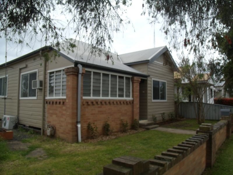 9 Condon Ave, Cessnock NSW 2325