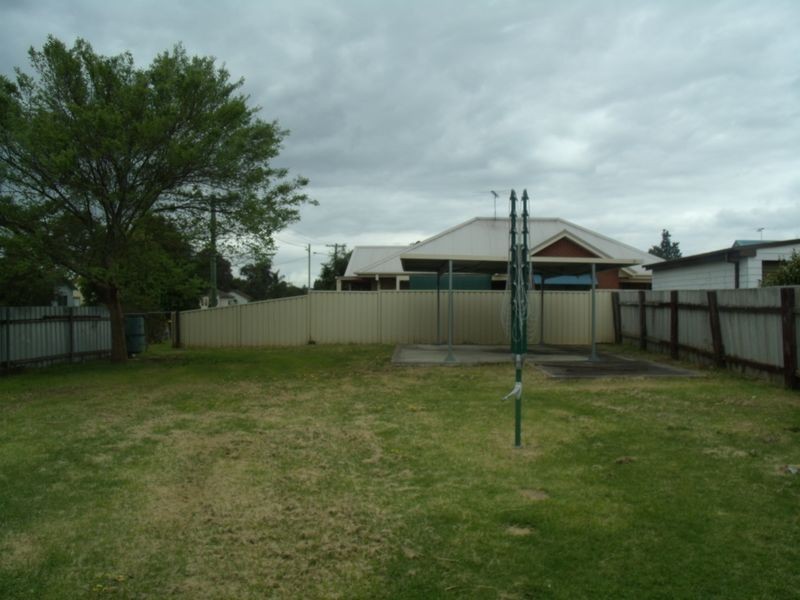 9 Condon Ave, Cessnock NSW 2325