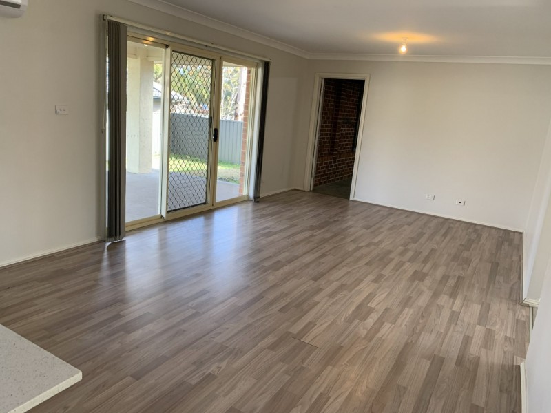 21 Casson Ave, Cessnock NSW 2325