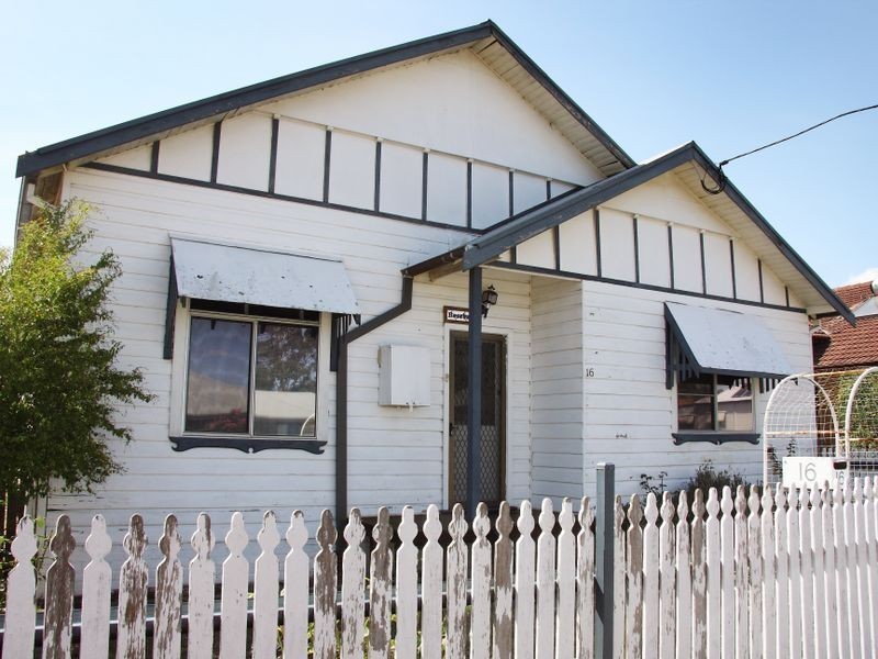 16 Stephen Street, Cessnock NSW 2325