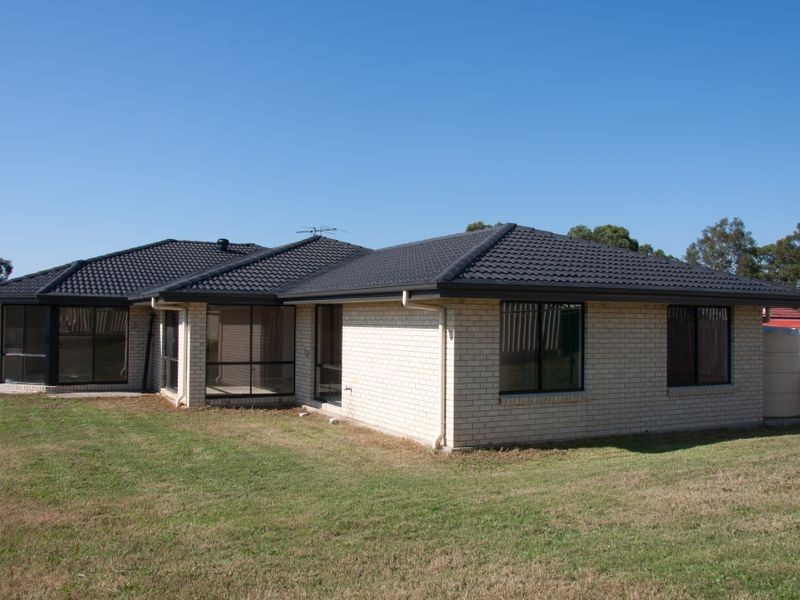 10 Dunlop Street, Kearsley NSW 2325