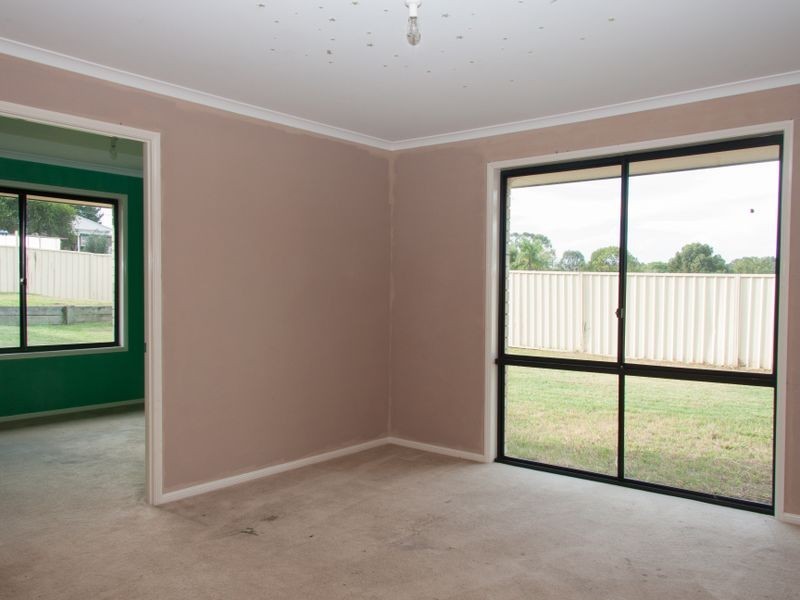 10 Dunlop Street, Kearsley NSW 2325
