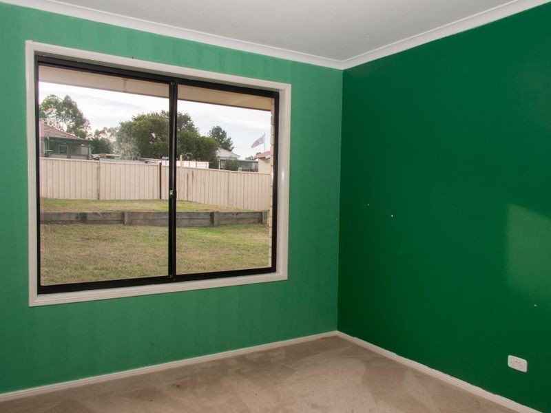 10 Dunlop Street, Kearsley NSW 2325