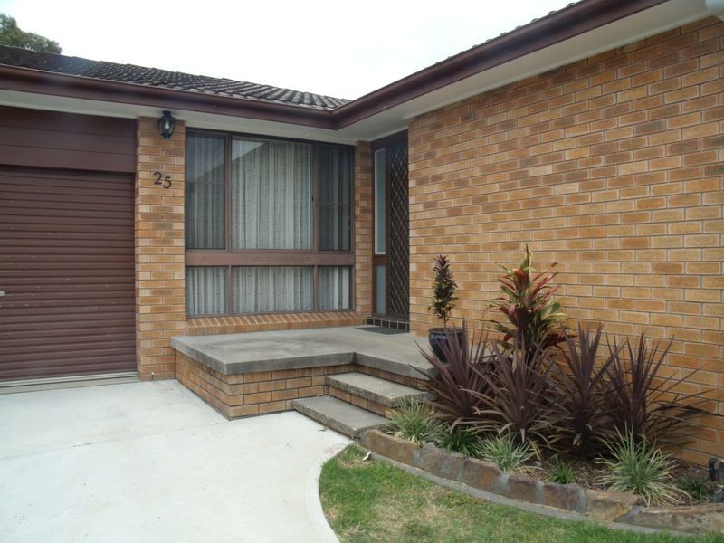 25 Mavis Street, Cessnock NSW 2325