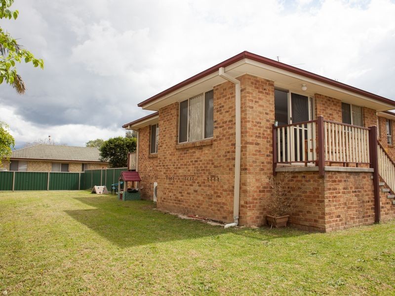 2/7 Ferguson Street, Cessnock NSW 2325