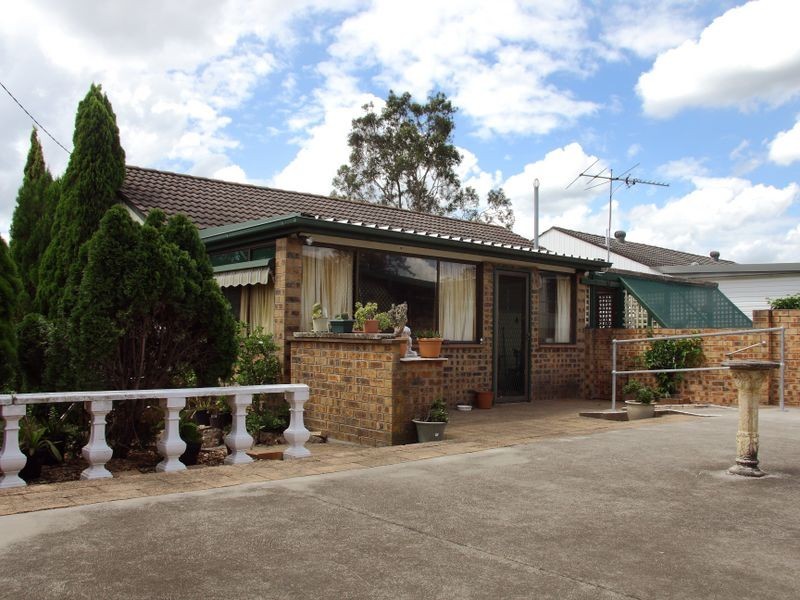 48 Lismore Street, Abermain NSW 2326