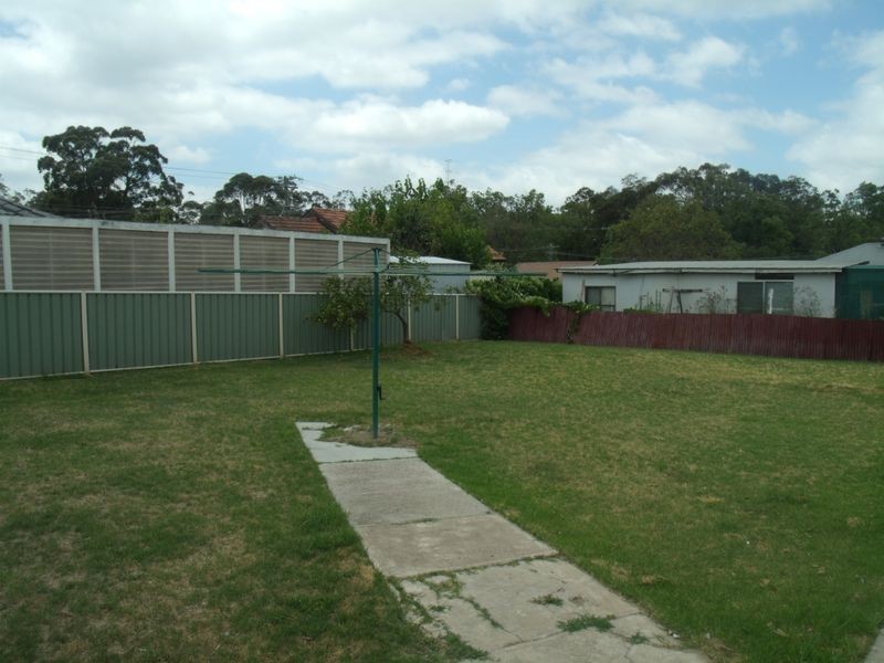 25 Long Street, Cessnock NSW 2325