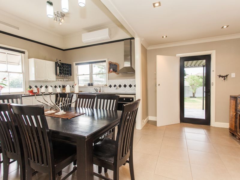 10 Nelson Street, Cessnock NSW 2325