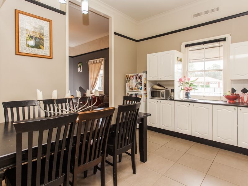 10 Nelson Street, Cessnock NSW 2325