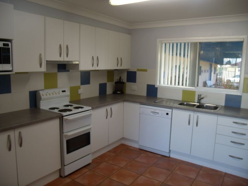 75 High Street, Wallalong NSW 2320