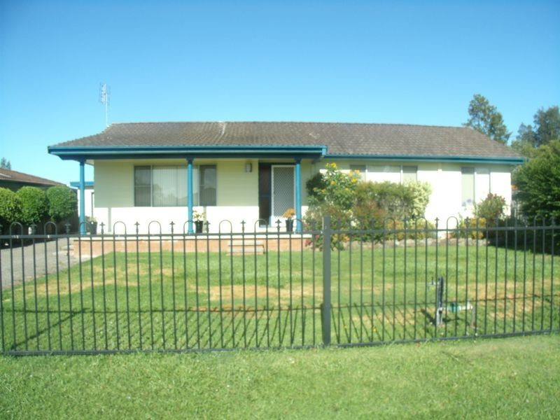 75 High Street, Wallalong NSW 2320
