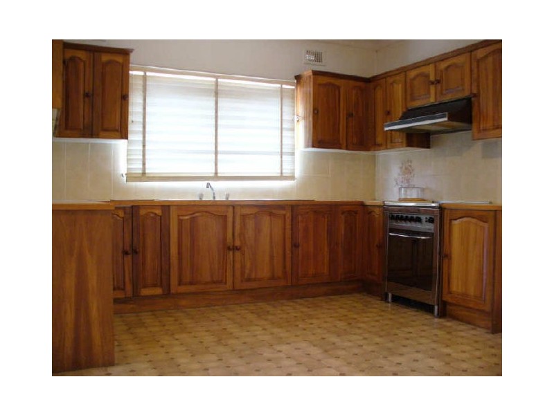 186 Broad Arrow Road, Riverwood NSW 2210