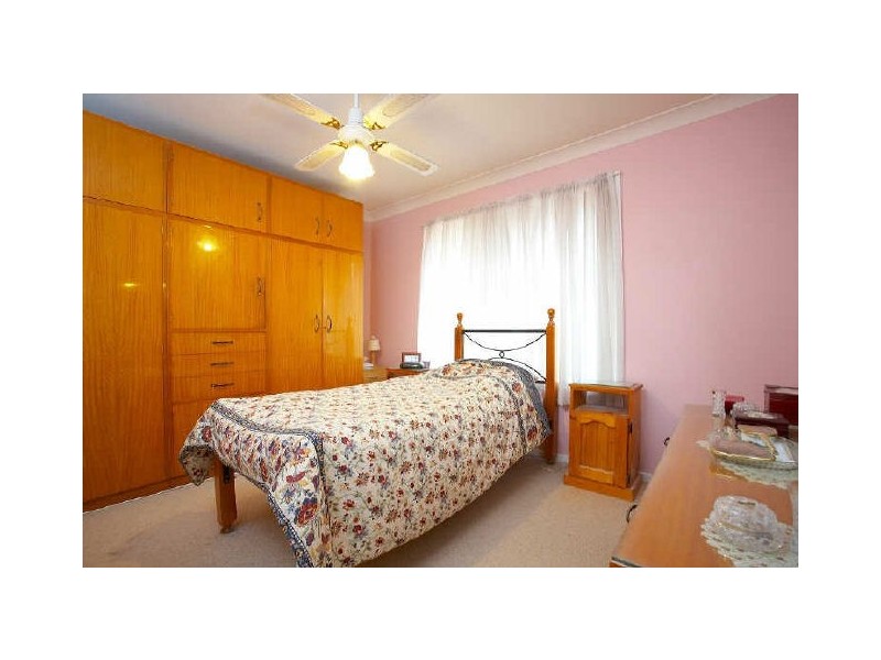 9 Henry Road, Riverwood NSW 2210