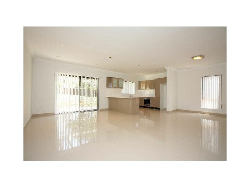 33A Jacques Avenue, Peakhurst NSW 2210