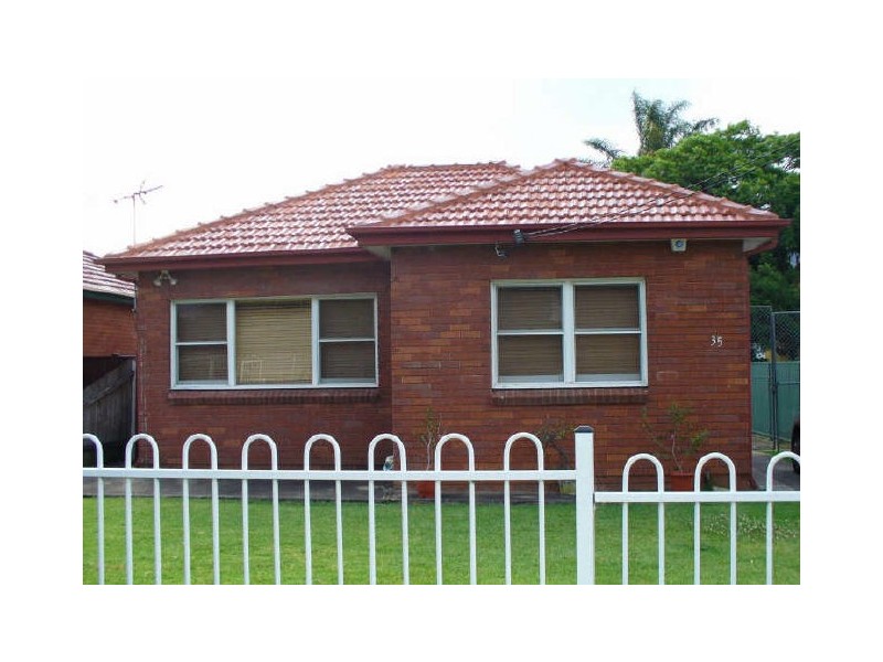 35 Keats Avenue, Riverwood NSW 2210