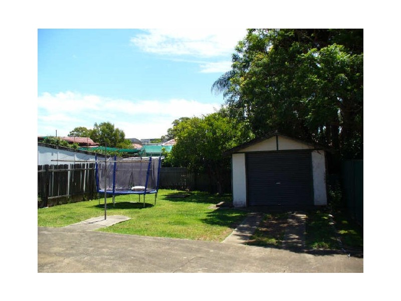 35 Keats Avenue, Riverwood NSW 2210