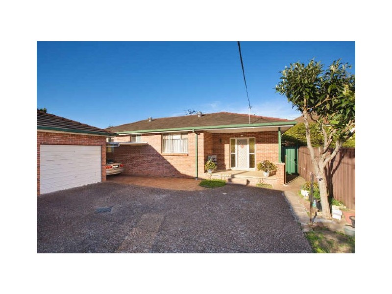 8A Henry Road, Riverwood NSW 2210