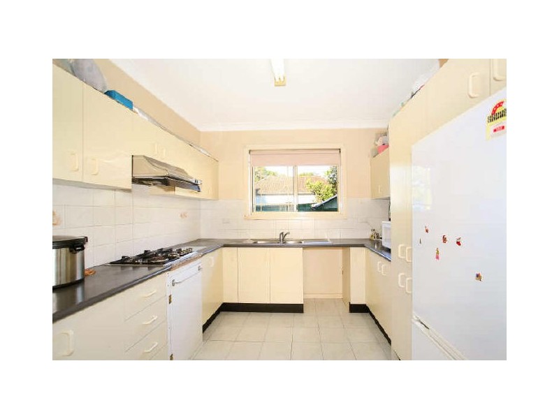 8A Henry Road, Riverwood NSW 2210