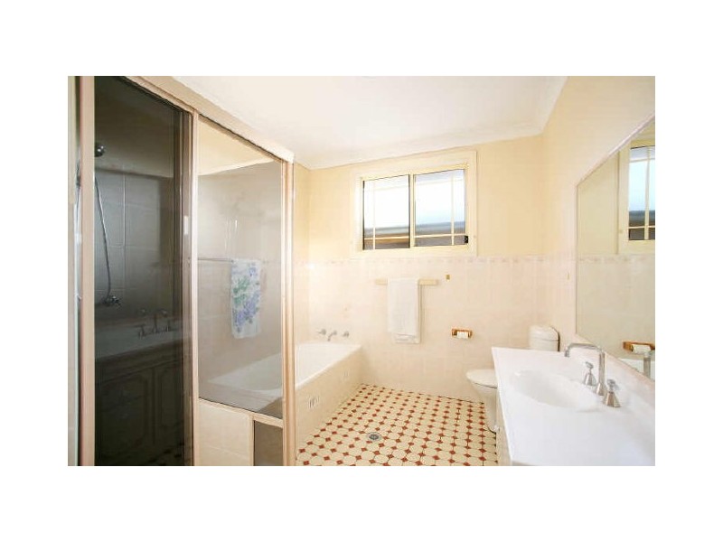 8A Henry Road, Riverwood NSW 2210