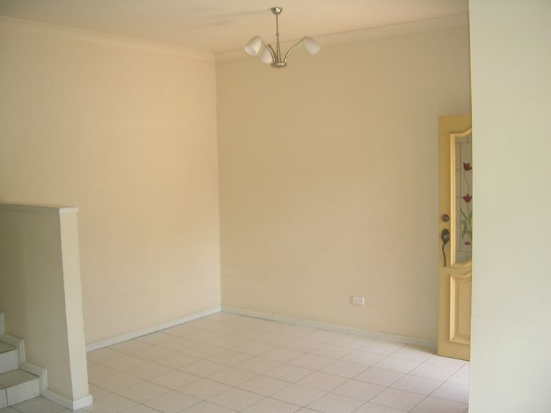 1/16 Graham Road, Narwee NSW 2209