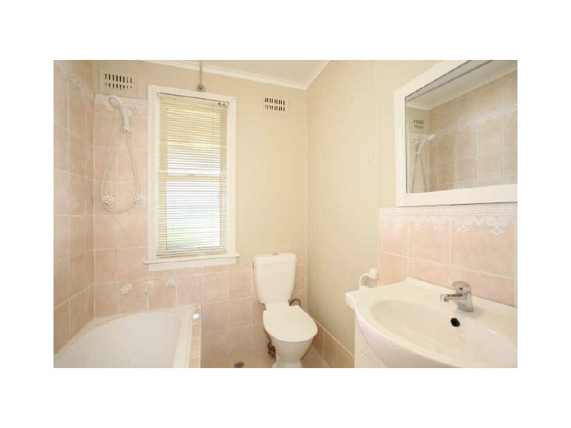 16 Coorabin Place, Riverwood NSW 2210