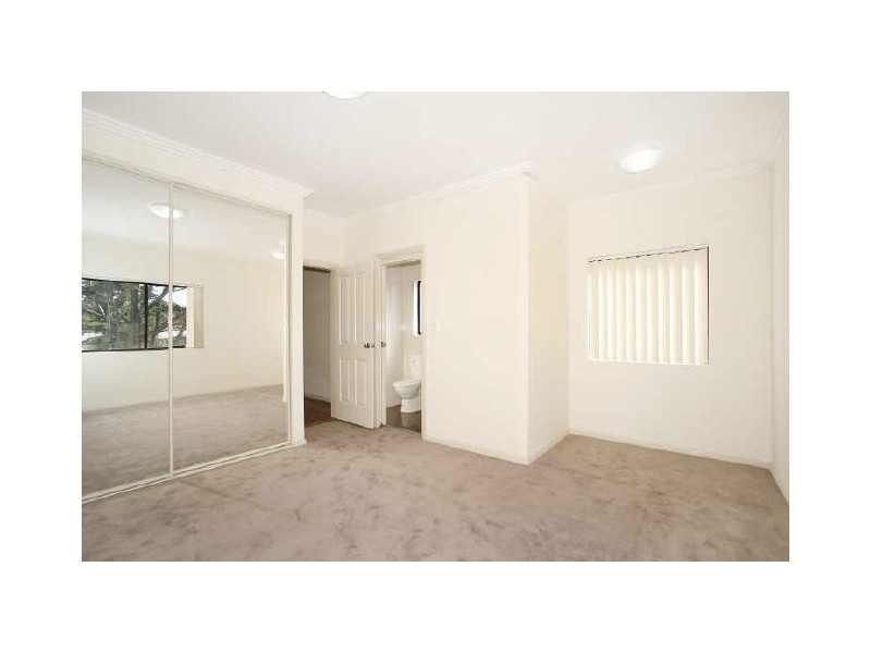 2 Ewen Street, Roselands NSW 2196