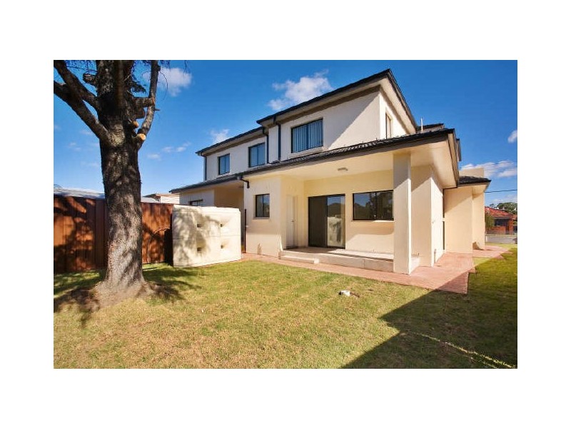 2 Ewen Street, Roselands NSW 2196