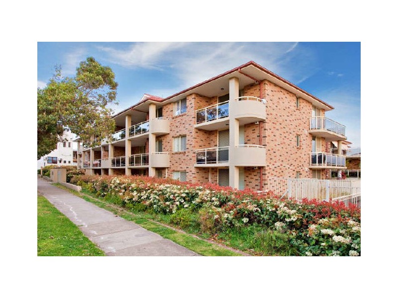 17/27-33 Coleridge Street, Riverwood NSW 2210