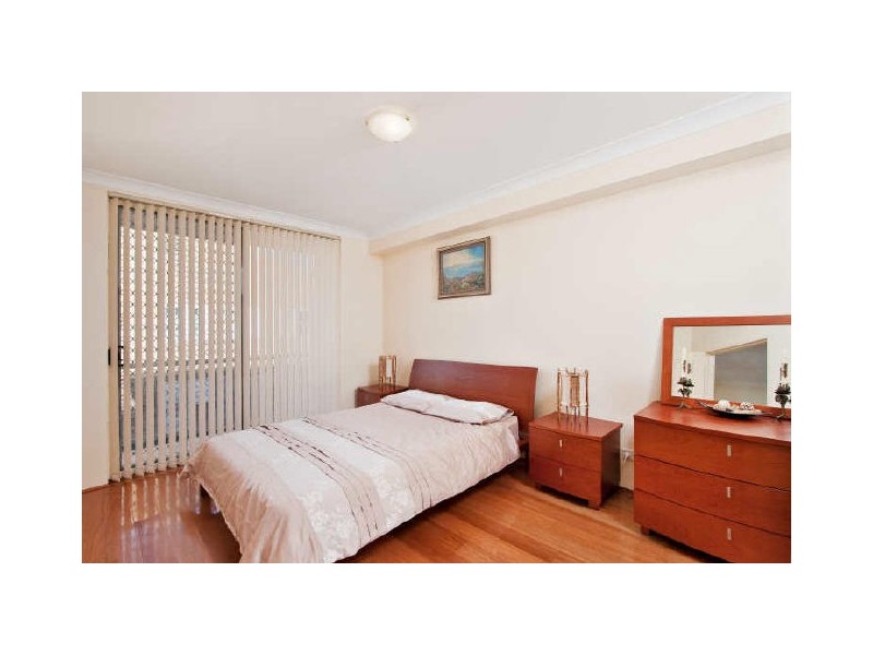 17/27-33 Coleridge Street, Riverwood NSW 2210