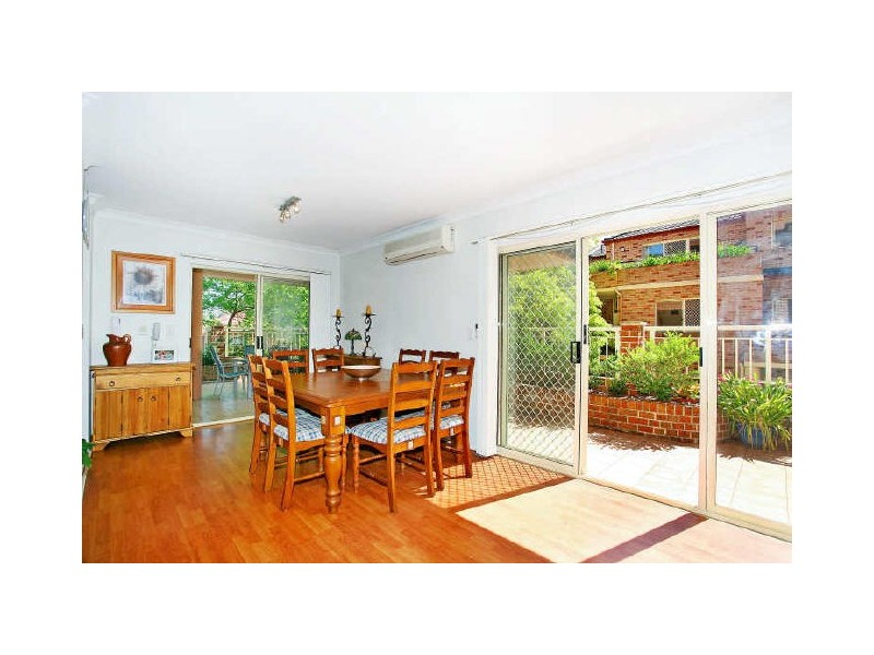 2/10-12 Cairns Street, Riverwood NSW 2210