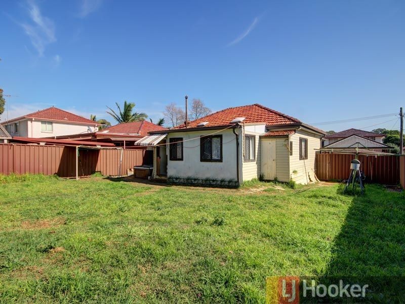 3 Whitfield Avenue, Narwee NSW 2209